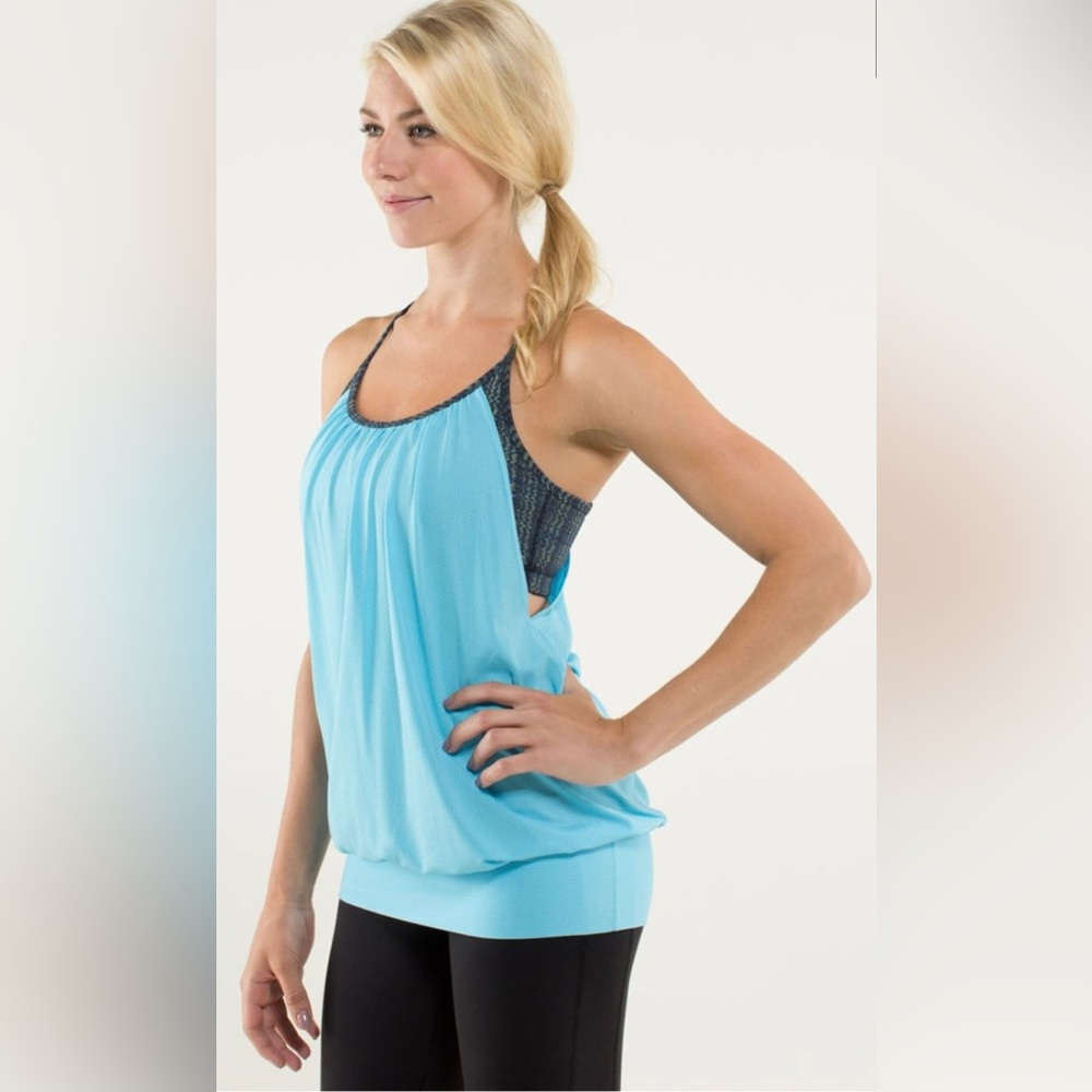 Lululemon No Limits Tank. Color Blue Moon / Ziggy Wee August Inkwell. Size 6.
